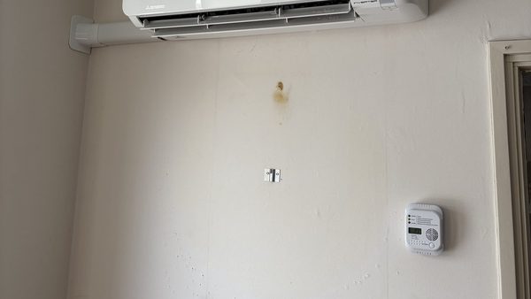 Mitsubishi 3,5 kW airco in de woonkamer in Lieren