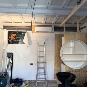 Single-split airco met buitenunit op dak in Apeldoorn - Afbeelding 1