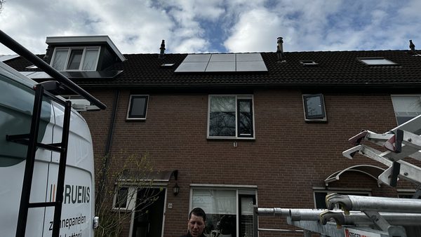 Zonnepanelen met Enphase omvormers in Apeldoorn