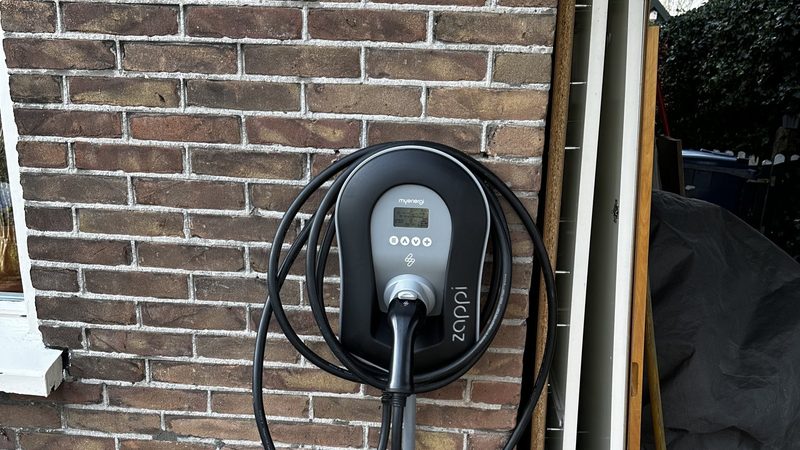 Zappi laadpaal voor zonne-energie in Apeldoorn