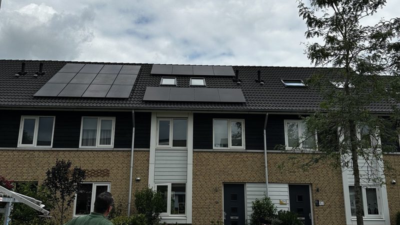 Stijlvolle Zonnepanelen Installatie in Apeldoorn
