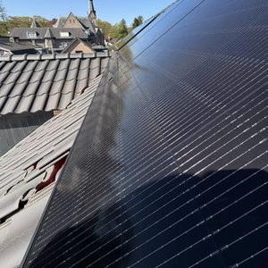 8 zonnepanelen met hybride omvormer in Apeldoorn - Afbeelding 8