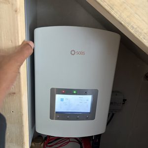 8 zonnepanelen met hybride omvormer in Twello - Afbeelding 4