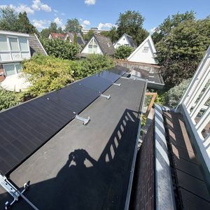 Zonnepanelen op plat dak in Apeldoorn - Afbeelding 2